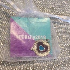 ‼️final must bundle‼️Premier Design Rally 2018 Heart Pendant